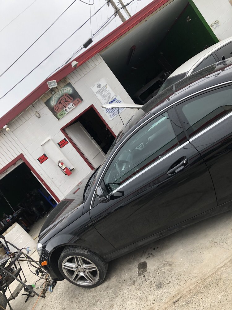 EL TRI AUTO REPAIR 243 El Camino Real, Greenfield, California Auto