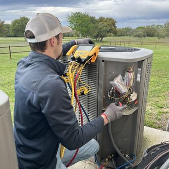 VCA Mechanical - Diagnosing unit - Heating & Air Conditioning/HVAC Near Me