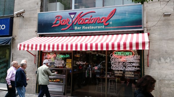 Bar Nacional 2 by null