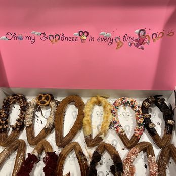 Churro On Top - Party box of churros - Desserts Near Me - Arlington, Texas