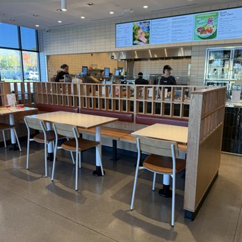 CAVA - Mediterranean Near Me - Zionsville, Indiana