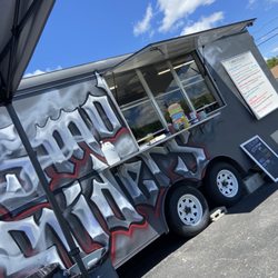 Smoke 'N Sliders - Food truck!