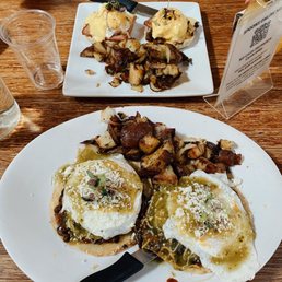 Classic Eggs Benedict
