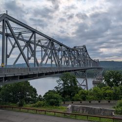 Hudson River Skywalk - Bridge