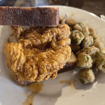 Puckett's Restaurant - Hot Nashville Chicken sandwich, fried okra - Southern Near Me - Cullman, Alabama Puckett's Restaurant - Hot Nashville Chicken sandwich, fried okra - Southern Near Me - Cullman, Alabama