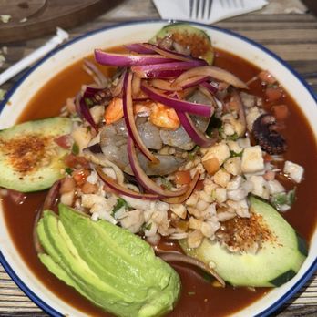 La Cruda Mariscos & Grill - Mariscos mixtas - Seafood Near Me - Pearblossom, California La Cruda Mariscos & Grill - Mariscos mixtas - Seafood Near Me - Pearblossom, California