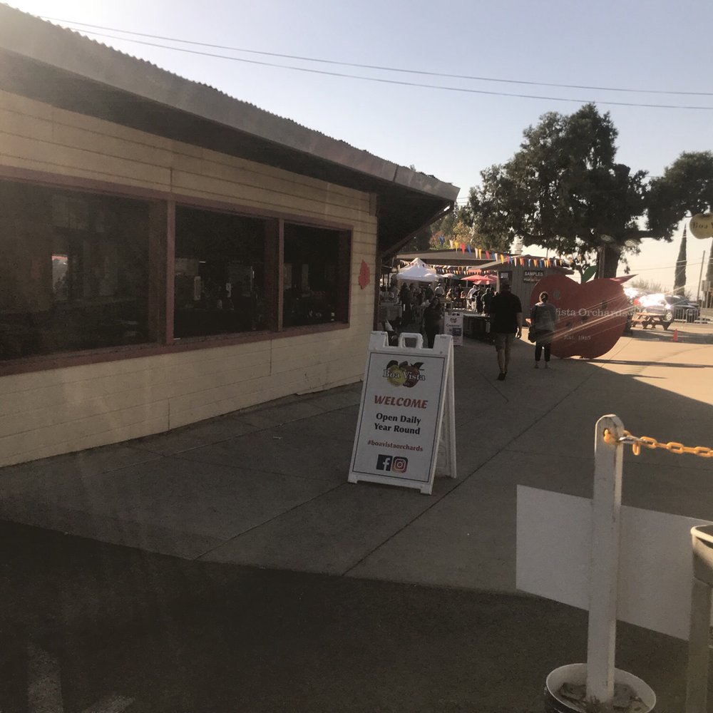 Boa Vista Orchards - Boa Vista Orchards has grass fed beef, free-range chicken, fruits, vegetables, apple beer, apple cider, apple wine, huge apple pies, etc.! - Fruits & Veggies Near Me - Placerville, California