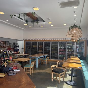 Loli Farms - Inside - Peruvian Near Me - Pasadena, California