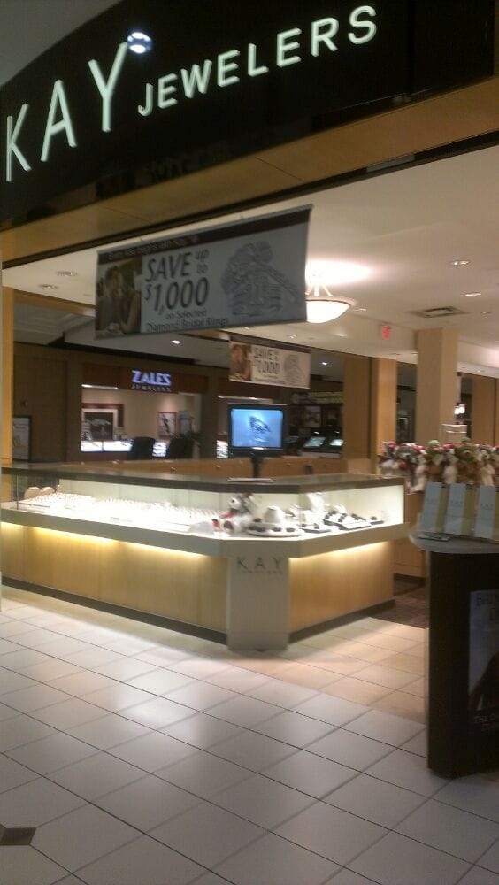 KAY JEWELERS 1700 W International Speedway Blvd, Daytona Beach