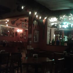 Platz - O Ambiente fica escurinho `a noite