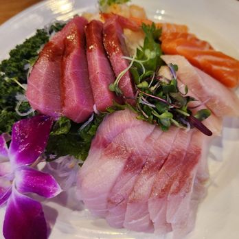 Sushi Damu - Sushi Bars Near Me - Tustin, California
