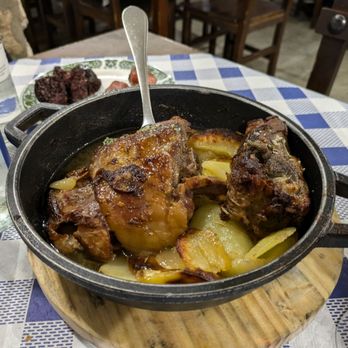 El Fuelle - Lamb - Spanish Near Me - Zaragoza, Z El Fuelle - Lamb - Spanish Near Me - Zaragoza, Z