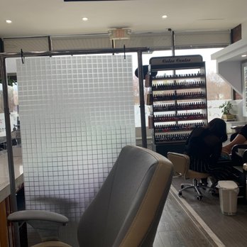 Queenie Nails & Spa - Waxing Near Me - Westwood, Massachusetts
