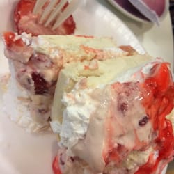 Amor aos Pedaços - Fatia da torta de merengue.