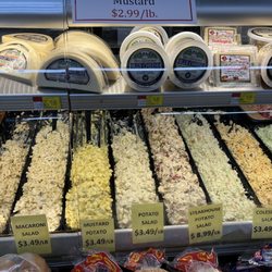 Bello's Market - Deli section