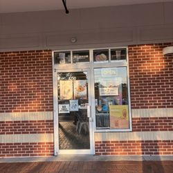 Kokee Tea - Exterior