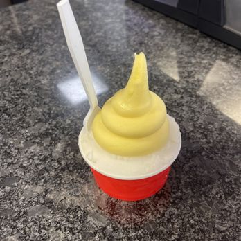 12 Degrees Italian Ice - Coconut Italian ice with pineapple dole - Desserts Near Me - Maineville, Ohio