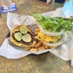 Cedar Creek Inn Bar & Grill