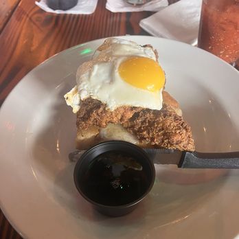 Irish Tavern - Bread pudding and chicken tenders - American Near Me - Lake Orion, Michigan Irish Tavern - Bread pudding and chicken tenders - American Near Me - Lake Orion, Michigan