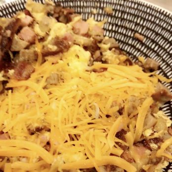 SweetDiner - Meatatarian Skillet. Just decent. - Diners Near Me - Milwaukee, Wisconsin SweetDiner - Meatatarian Skillet. Just decent. - Diners Near Me - Milwaukee, Wisconsin