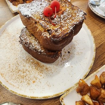 Madres Brunch - French Toast - Coffee & Tea Near Me - Monrovia, California Madres Brunch - French Toast - Coffee & Tea Near Me - Monrovia, California