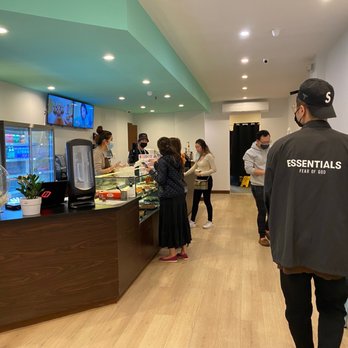 I'm Mochi - Inside - Hot Dogs Near Me - Bayside, New York