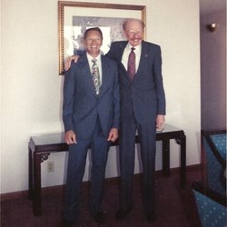 Top Gun Flight Consultants - Friend and business partner with aviation legion Bob Hoover