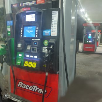 RaceTrac - a gas pump at a gas station - Gas Stations Near Me - Altamonte Springs, Florida RaceTrac - a gas pump at a gas station - Gas Stations Near Me - Altamonte Springs, Florida