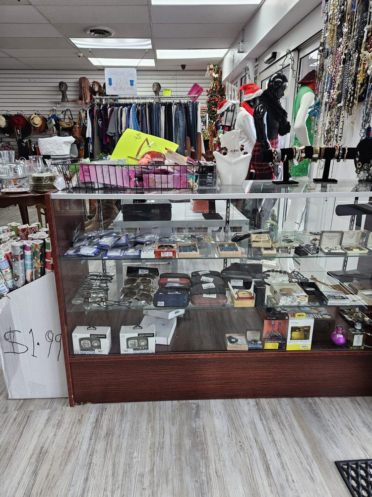 GIFT TO EARTH THRIFT STORE Updated August 2024 15 Photos 712