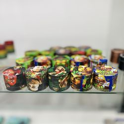 Plush Smoke Shop - Assorted grinders
