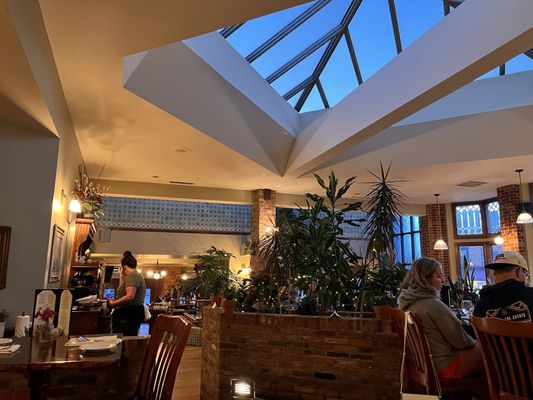 Phoebe's Restaurant & Coffee Lounge by null