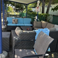 Valentine Lakeside Lodge & RV Camp