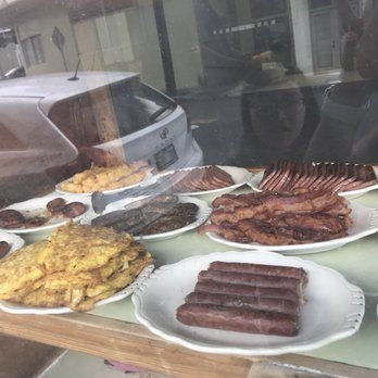 Lynn's Saimin & Cookie Shop - Okazu - Japanese Near Me - Honolulu, Hawaii