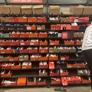 dolphin mall nike outlet store