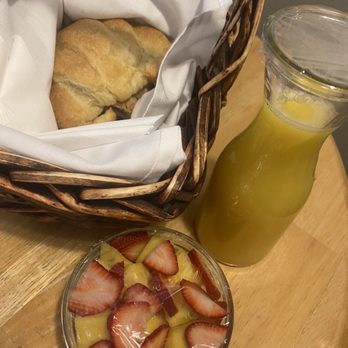 Aurora Park Cottages - Breakfast - Hotels Near Me - Calistoga, California