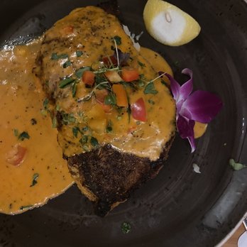 Down the Hatch Maui - Fish - Seafood Near Me - Lahaina, Hawaii
