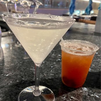 Perch 360 - Drinks at the bar - New American Near Me - Punta Gorda, Florida Perch 360 - Drinks at the bar - New American Near Me - Punta Gorda, Florida