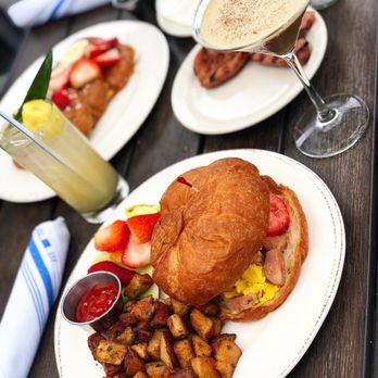 The '401 - Breakfast sandwich - American Near Me - Bellaire, Texas The '401 - Breakfast sandwich - American Near Me - Bellaire, Texas