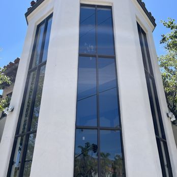 Glass Acts - Retail Window Cleaning - Window Washing Near Me Glass Acts - Retail Window Cleaning - Window Washing Near Me