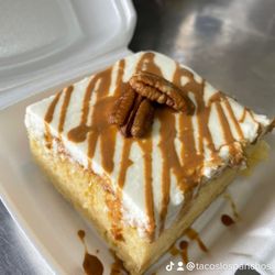Tacos Los Panchos - Tres leches cake