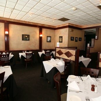Christopher Martins Restaurant - Pubs Near Me - New Haven, Connecticut
