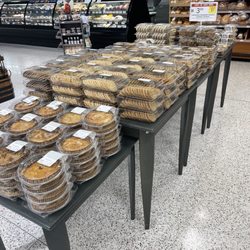 Publix - The bakery's cookie table