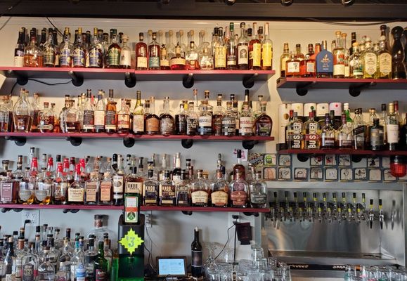 The Hudson Eatery & Bar by null