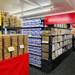 Yummies Candy & Nuts