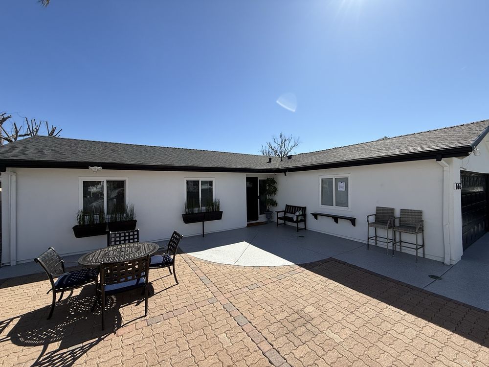 Slide of Alfredo's Roofing