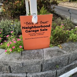 Staples - sign to inform public