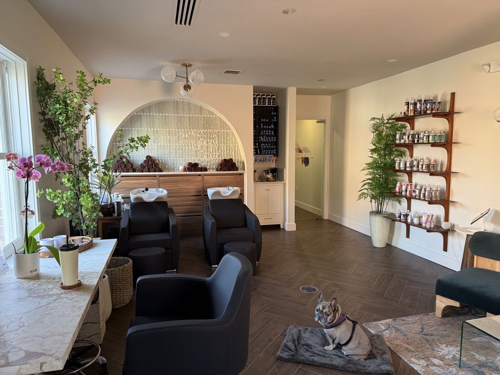 Heather Squires Hair Co. Logo