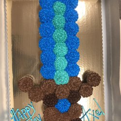 Albertsons - Cupcakes cake