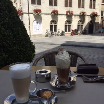 Den Abazjoer - 1 koffie verkeerd en 1 cappuccino - Belgian Near Me - Dendermonde, VOV Den Abazjoer - 1 koffie verkeerd en 1 cappuccino - Belgian Near Me - Dendermonde, VOV