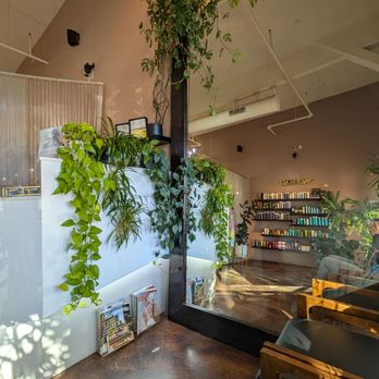 DND Hair Studio - Cute waiting area! - Hair Salons Near Me - Rocklin, California DND Hair Studio - Cute waiting area! - Hair Salons Near Me - Rocklin, California